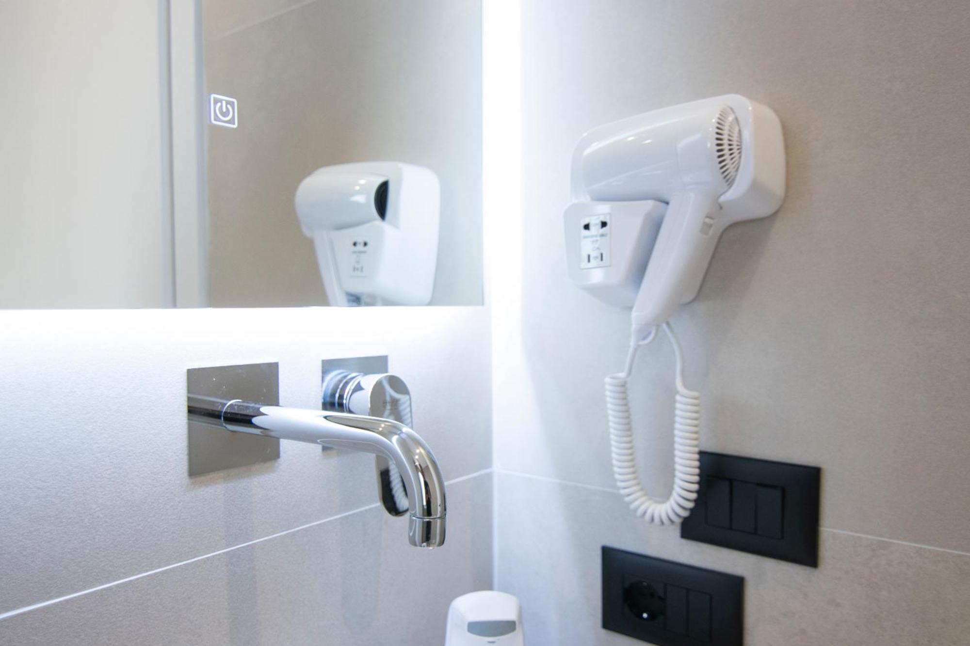 Mina Luxury Rooms Tirana Extérieur photo