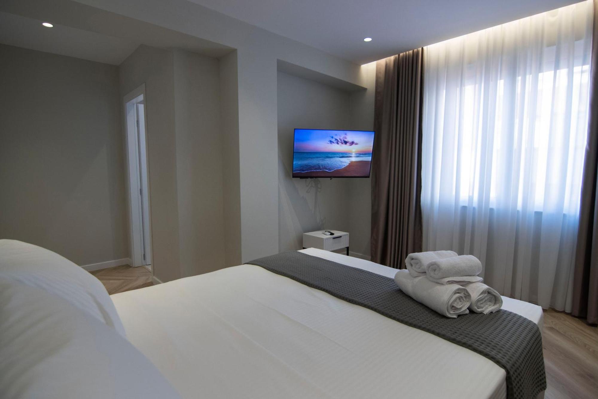 Mina Luxury Rooms Tirana Extérieur photo