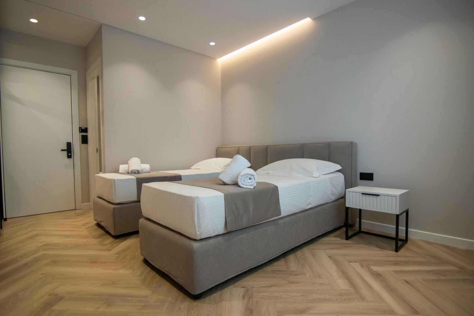 Mina Luxury Rooms Tirana Extérieur photo