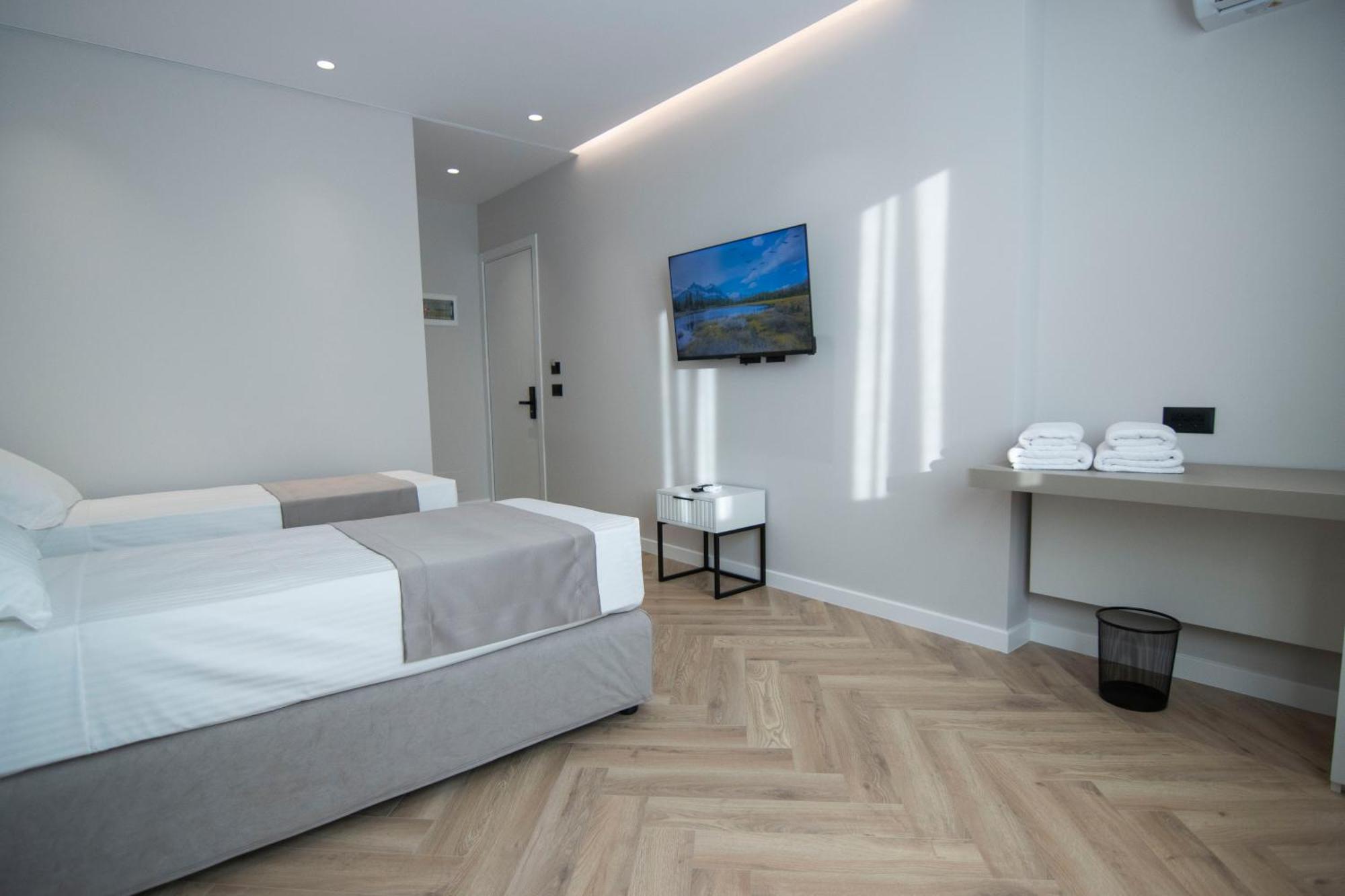 Mina Luxury Rooms Tirana Extérieur photo
