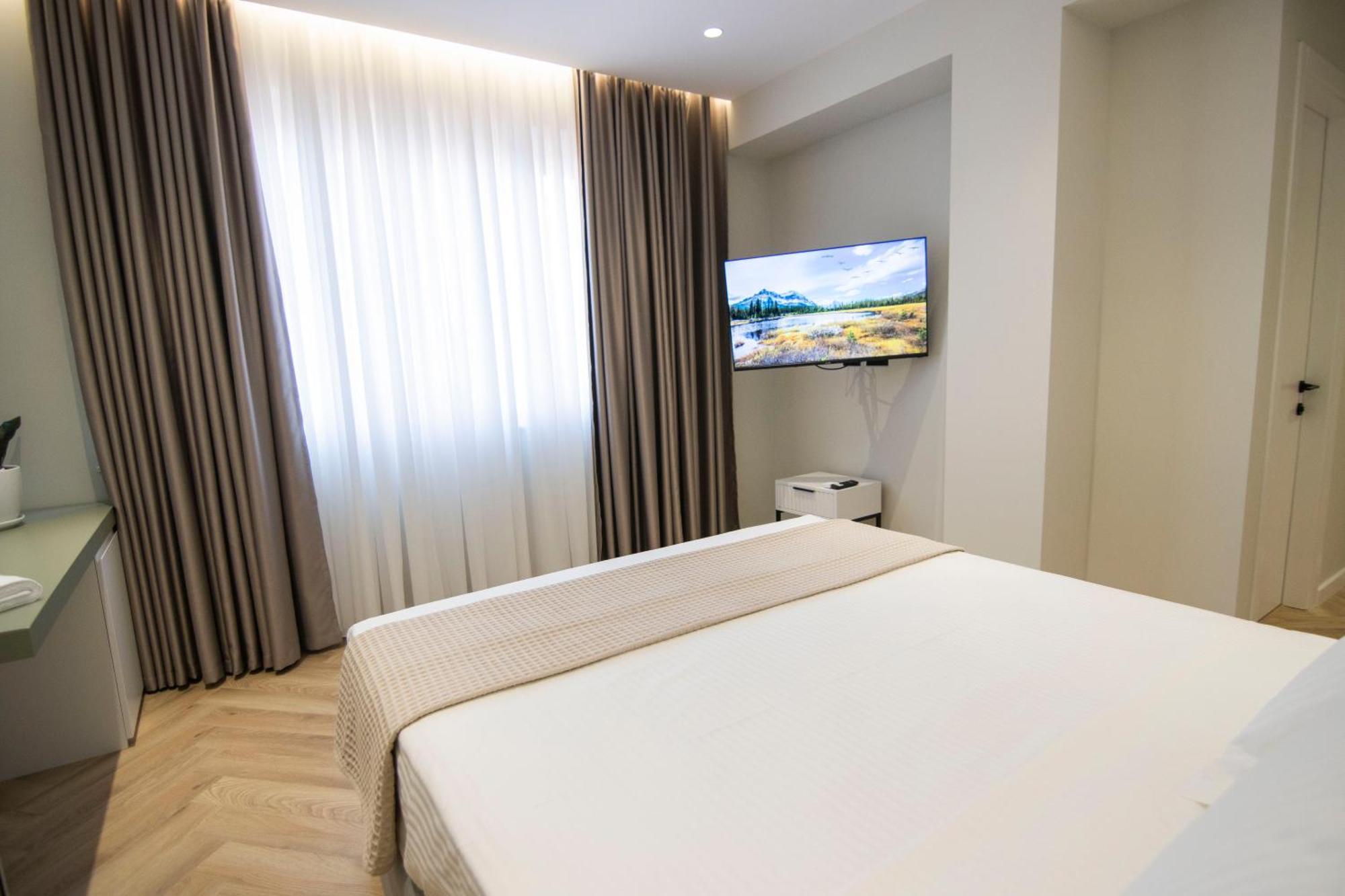 Mina Luxury Rooms Tirana Extérieur photo