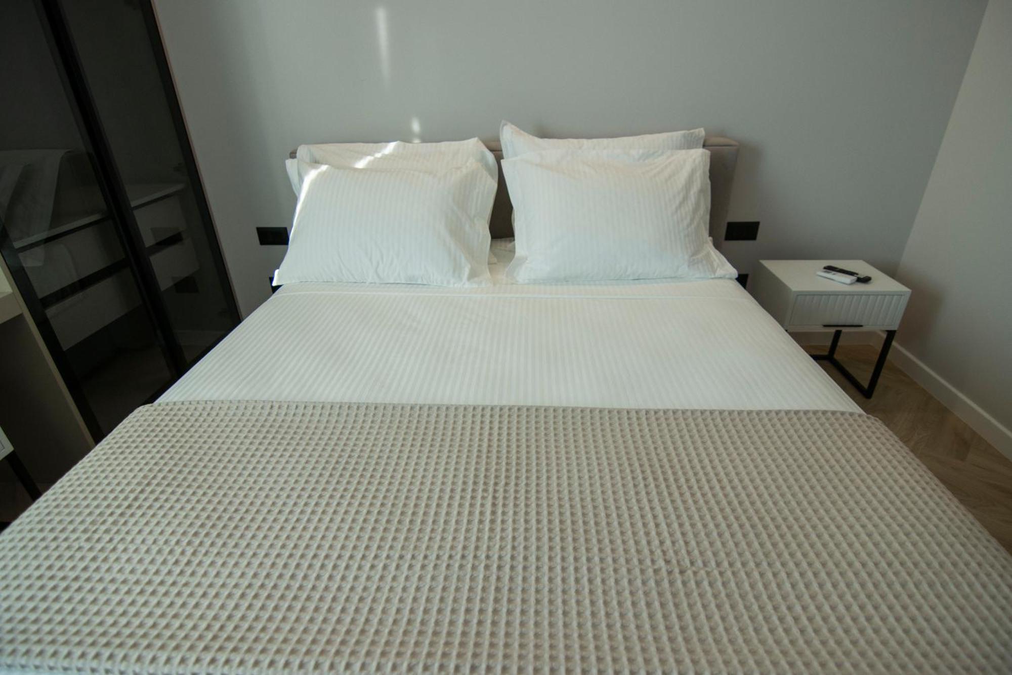 Mina Luxury Rooms Tirana Extérieur photo