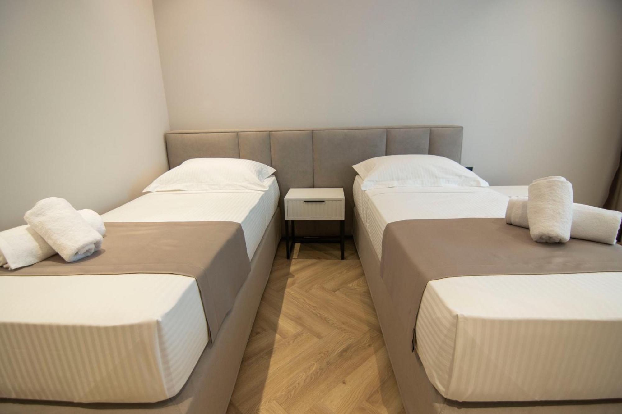 Mina Luxury Rooms Tirana Extérieur photo