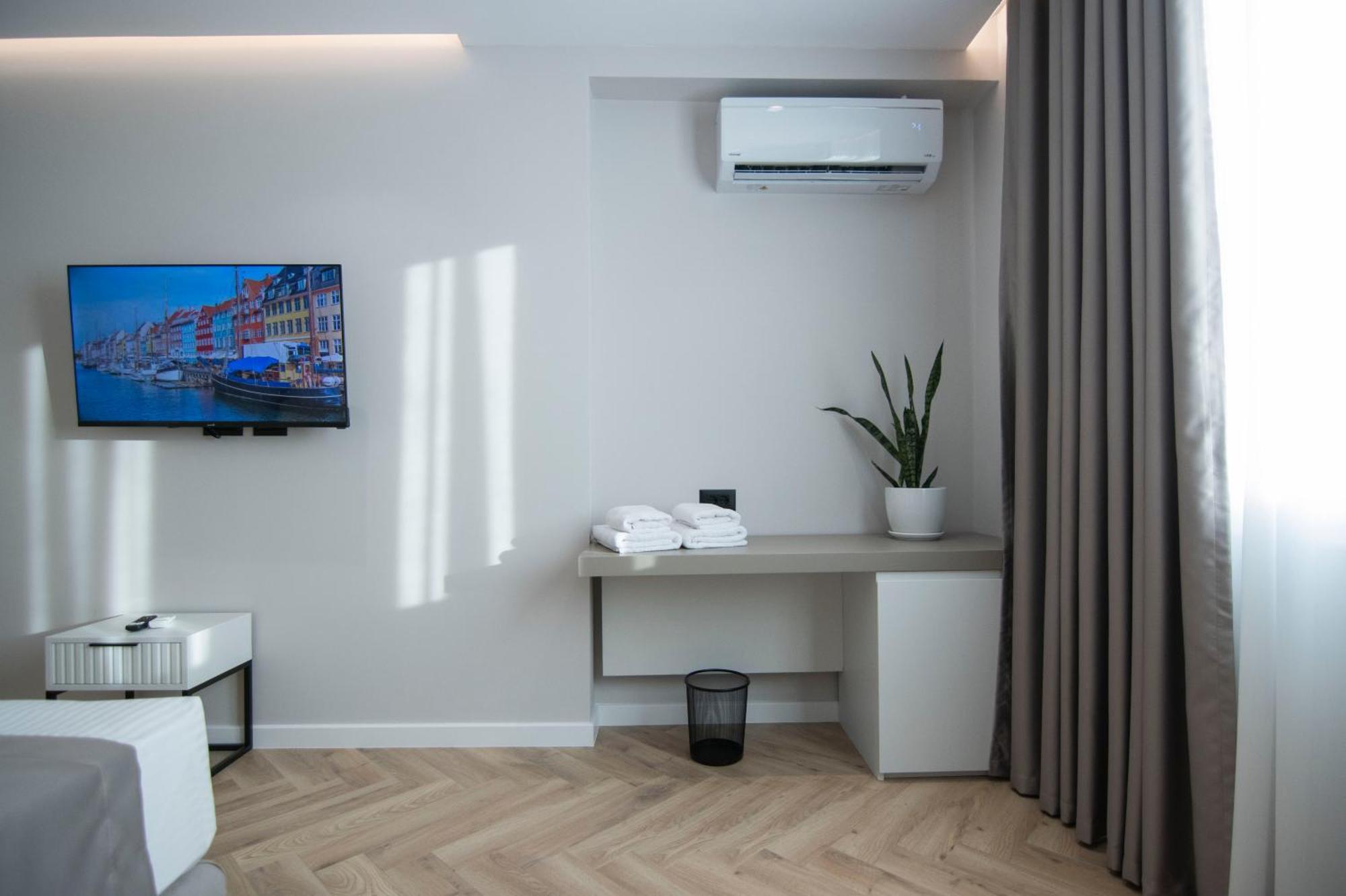 Mina Luxury Rooms Tirana Extérieur photo